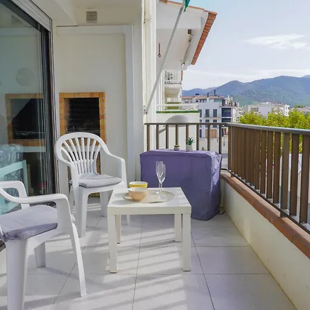 Διαμέρισμα Port De La Selva Holidays 1 *